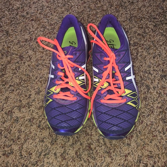 ASICS RUNNING SHOES - Picture 1 of 4